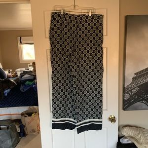 Groovy, flowy, wide-leg pants from Ann Taylor!